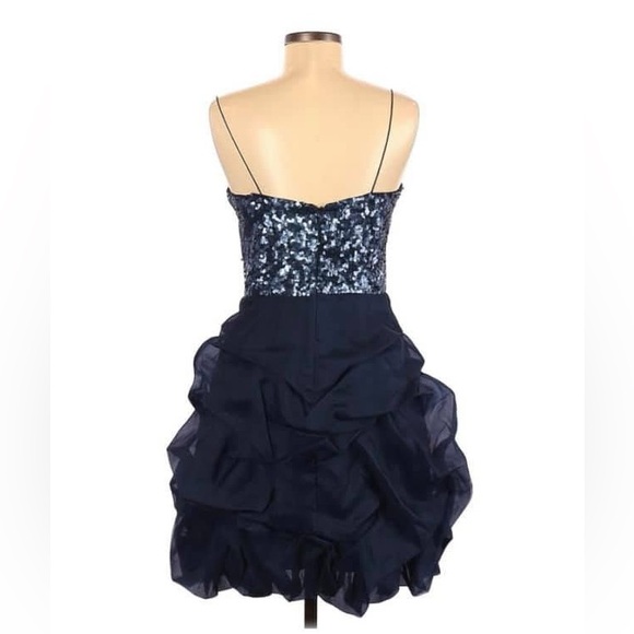 NWT MIGNON size 8 silk blue cocktail dress in excellent condition - Picture 2 of 7